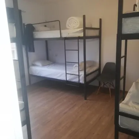 Vintage Hostel *